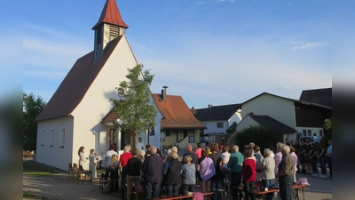 Die Dorfgemeinschaft Hiltersdorf feiert ihren Patron, den heiligen Johannes. (Bild: Christine Schwarz)