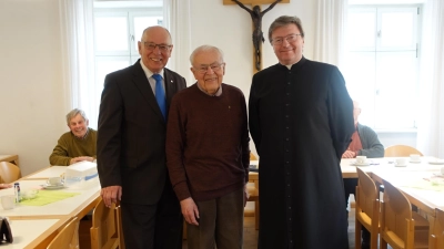 Im Bild Pfarrpräses Markus Flaniski, Obmann Wolfgang Ziebell, Richard Lehner. (Bild: Wolfgang Ziebell)