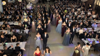 Tanzkursabschlussball  (Bild: Fabian Götzl)