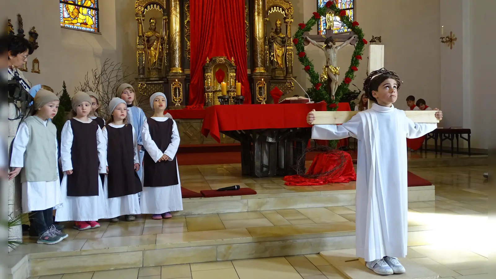 Passionsspiel des Kindergartens St. Dionysius, Neunkirchen (Bild: Michael Bayer)
