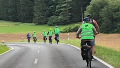 Unterwegs auf dem Simultankirchenradweg  (Bild: Gerda Stollner)