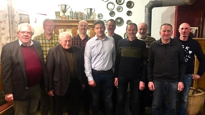 Burkhard Graf Beissel von Gymnich, Josef Schmauß, Bürgermeister Johann Wilhelm, Alfons Beer, Thomas Haas, Peter Schlagenhaufer, Michael Meier, Alois Brunner, Rudi Zwick, Jakob Winkler (von links).  (Bild: Josef Schmauß)