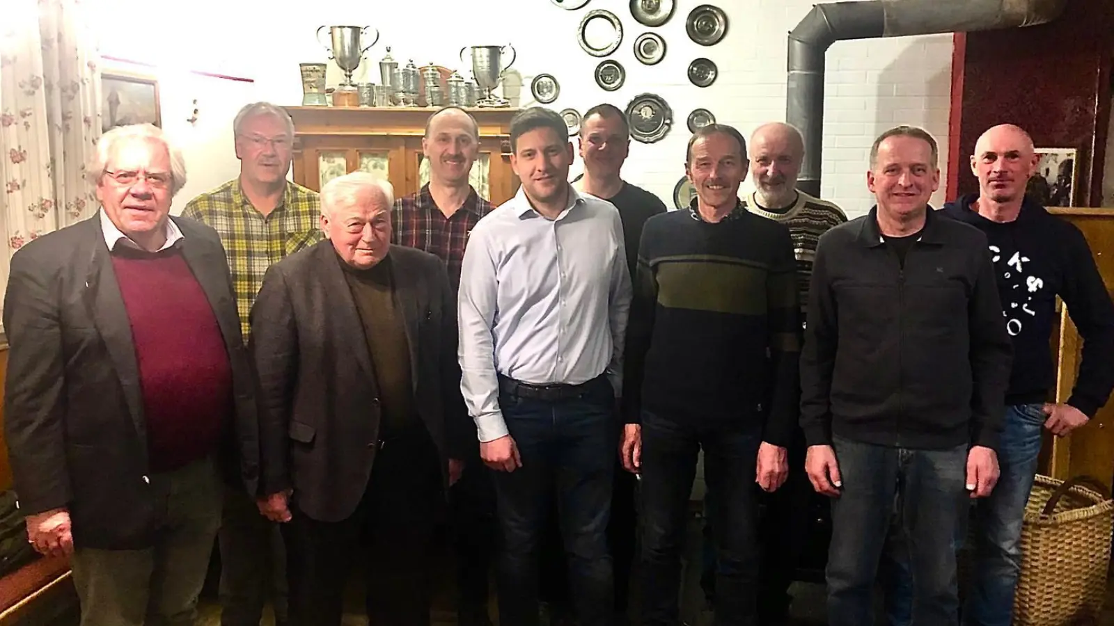 Burkhard Graf Beissel von Gymnich, Josef Schmauß, Bürgermeister Johann Wilhelm, Alfons Beer, Thomas Haas, Peter Schlagenhaufer, Michael Meier, Alois Brunner, Rudi Zwick, Jakob Winkler (von links).  (Bild: Josef Schmauß)