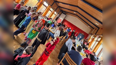 Fasching der DJK Neuhaus  (Bild: Stephanie Haugg)