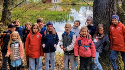 Eine bezaubernde Fotokulisse am Fuße der Burg Falkenberg (Bild: Sandra Beer)