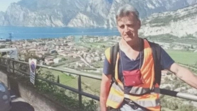Richard Reger am Ziel seiner 15-tägigen Wanderreise  (Bild: Josef Enslein)