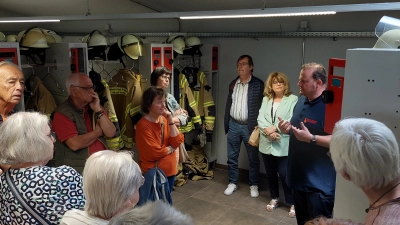 Seniorenbeirat und Gäste besuchen die Marktredwitzer Feuerwehr  (Bild: Birgit Schelter)