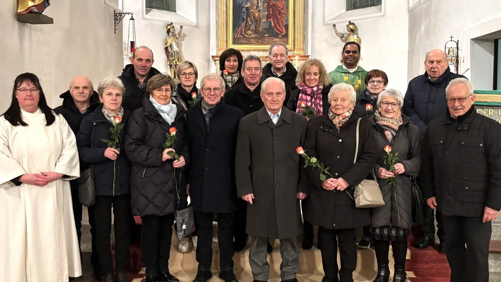 Gemeinsam feierten die Ehejubilare in einem Gottesdienst ihre langjährige Verbundenheit (Bild: Kerstin Wallmeyer Christina Rosner)