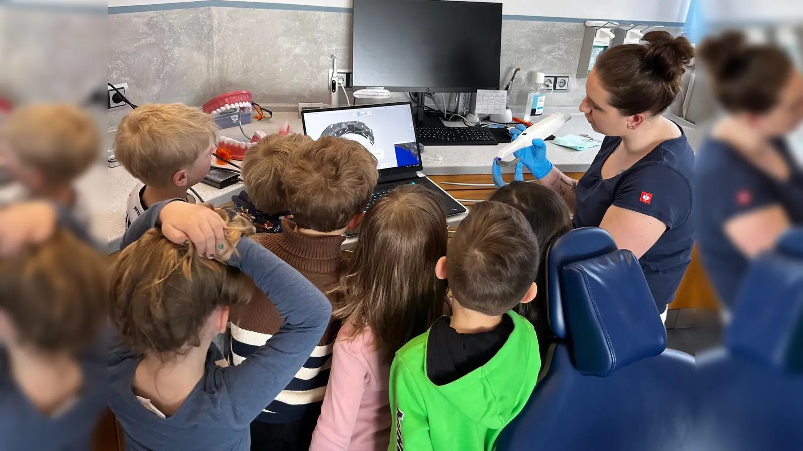 Der Johanniter-Kindergarten „Regenbogen“ hat eine Zahnarztpraxis besucht.  (Bild: Emilia Platzer)