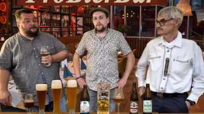 Stephan Kalkbrenner, Markus Eismann und Georg Eberwein drei engagierte Braumeister  (Bild: Walter Heldrich)