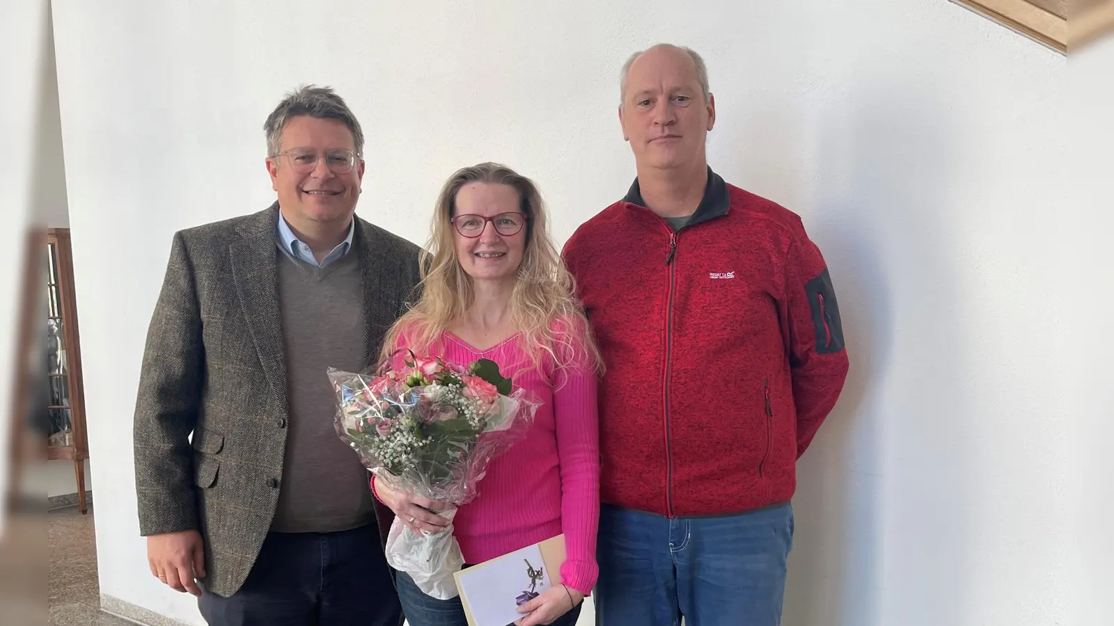 Bezirksgeschäftsführer Christian Eisenried, Jubilarin Alexandra Spachtholz und Kreisgeschäftsführer Thomas Döhler (von links). (Bild: Silvia Trißl)