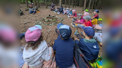 Besuch des Habichtskauz bei den Waldtagen (Bild: Eva Glowka)