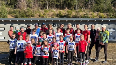 Gruppenfoto auf der Silberhütte  (Bild: Konstanze Hauke)