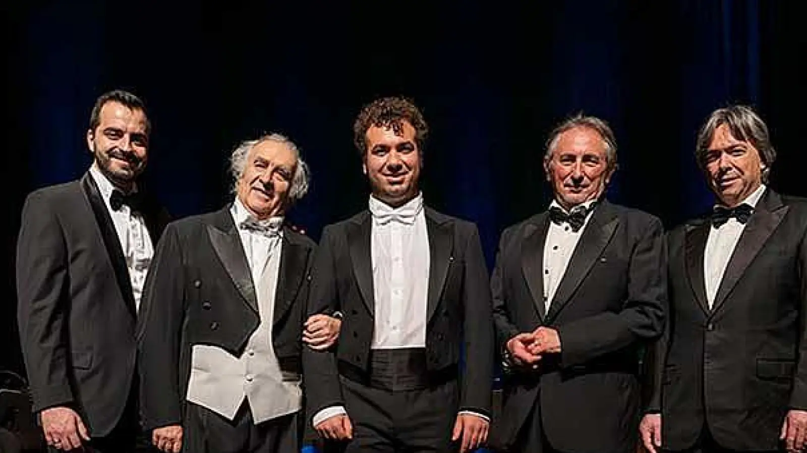 Die fünf herausragenden Tenöre Luigi Frattola, Orfeo Zanetti, Vincenzo Sanso, Alejo Ruiz und Emil Pavlov (von links) kommen in die Oberpfalz. (Bild: projektart.eu/exb)