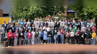 An der Max-Josef-Grundschule haben 71 Kinder die Fahrradprüfung bestanden. (Bild: Kerstin Nerb)