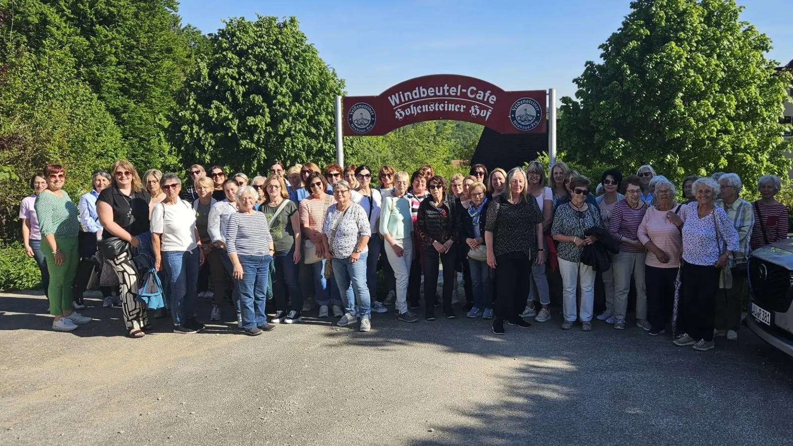 Die Gruppe der DJK Pressath genoss den Tag in der Hersbrucker Schweiz (Bild: Barbara Ruf-Troppmann)