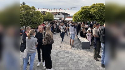 Italienischer Abend - Pausenhof Mittelschule (Bild: Julian Kraus)