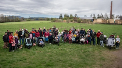 Beteiligte am Emmausgang des Fichtelebirgsvereins. (Bild: Peter Hochmuth)