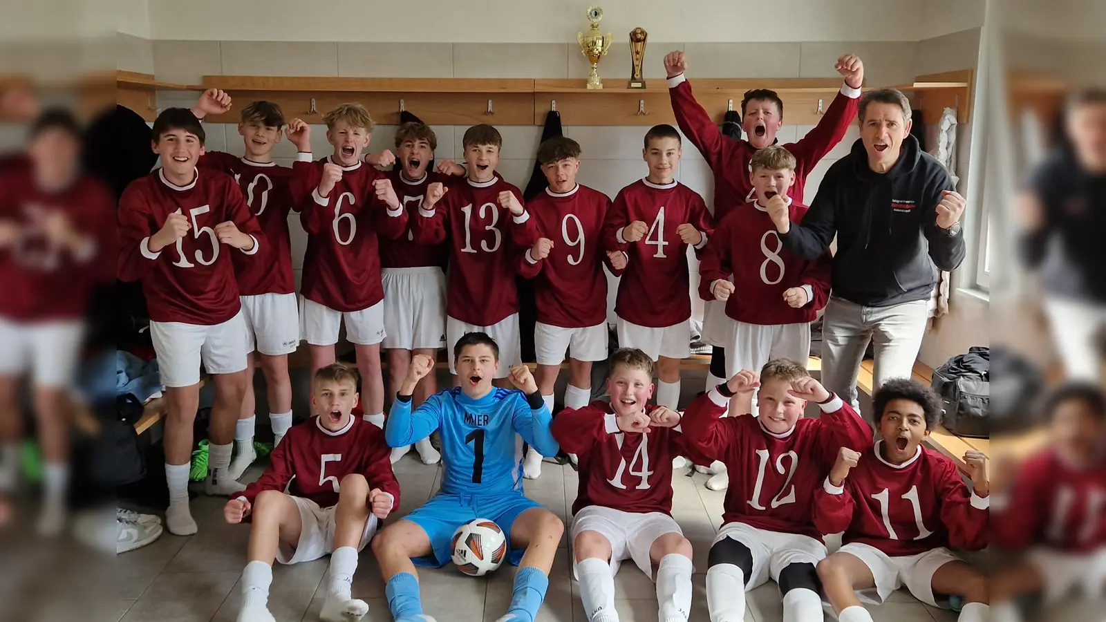 Das strahlende Siegerteam des Schulverbunds Vohenstrauß - Pleystein (Bild: Michael Neumann)
