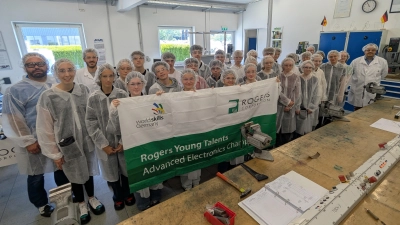 Neustädter Lobkowitz-Realschule erkundet „Eschenbacher Silicon Valley” (Bild: Alexander Gröger )