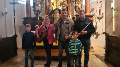 Die musikalisch Mitwirkenden der Maiandacht.  (Bild: Markus Zeitler)