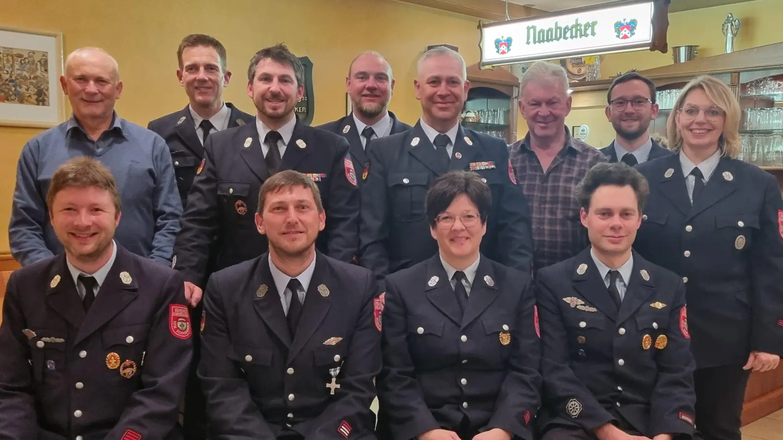 Das neu gewählte Führungsteam bei der Feuerwehr Schmidgaden.  (Bild: Johannes Zeitler)