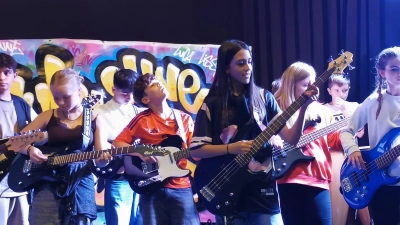 Die Schulband der Klasse 6 GTK (Bild: Claudia Strobel-Dietrich)