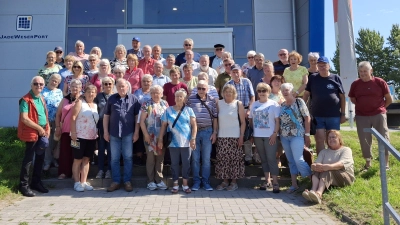 Tiefseehafen „JadeWeserPort” in Wilhelmshaven (Bild: Sigi Wild)